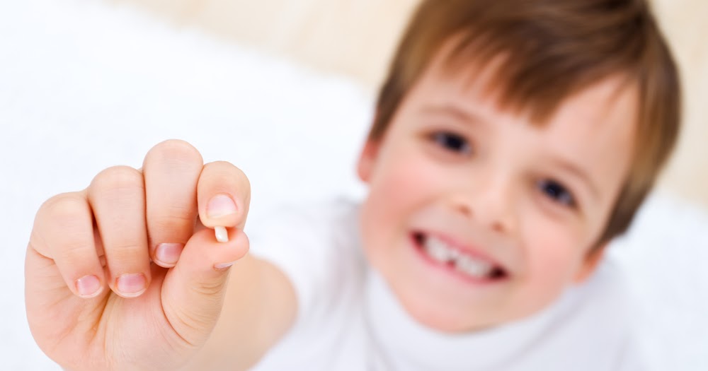 Ārsti lūdz vecākus visā pasaulē glabāt savu bērnu piena zobus