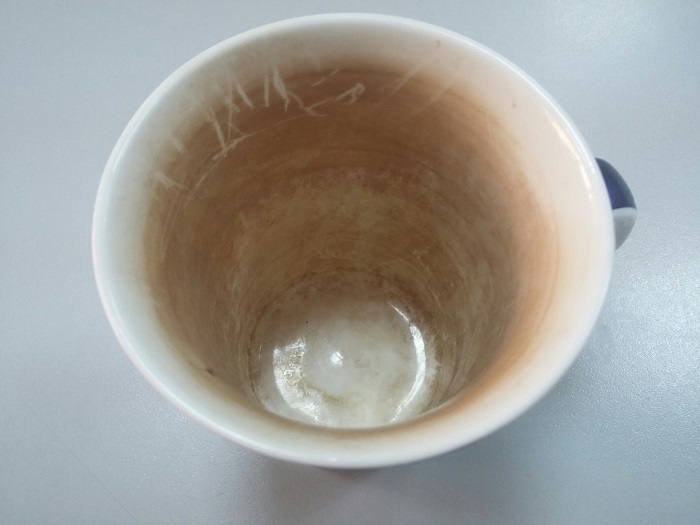Tagad paši slinkākie var nemazgāt savu krūzīti pēc tējas vai kafijas! Un lūk, kādos gadījumos to drīkst nedarīt…