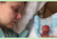 Viņas mazulītis piedzima 18. nedēļā Viņa to parādīja visai pasaulei!