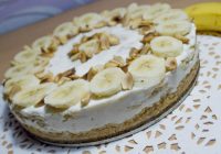 Banānu torte bez miltiem, cukura vai piena: neaizmirstamā garša liks viesiem prasīt papildporciju