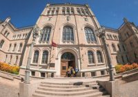 Latvijas Universitāte valdībai piedāvā mierizlīgumu