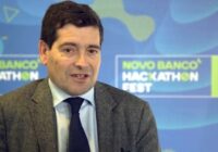 Francijas aizdevējs BPCE iegādāsies Portugāles Novo Banco nozīmīgā apvienošanās darījumā