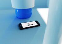 Tramps paziņo, ka ir panākta vienošanās par TikTok darbības saglabāšanu ASV